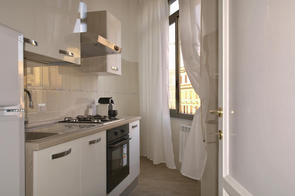 Ostia Holiday Domus In Laterano Roma Dış mekan fotoğraf