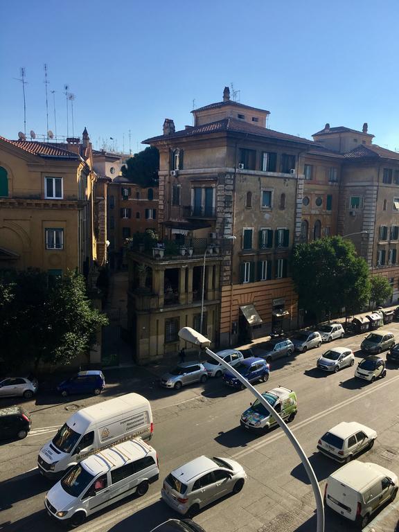 Ostia Holiday Domus In Laterano Roma Dış mekan fotoğraf